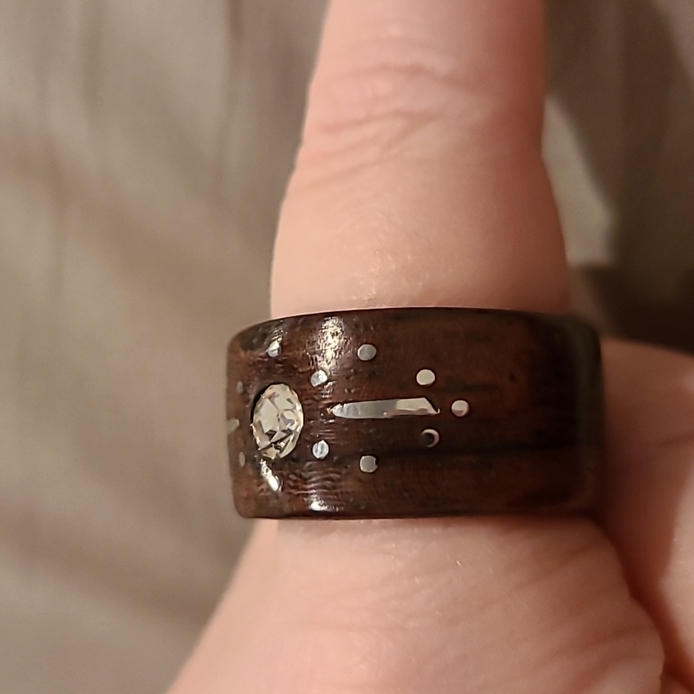 Real wood ring with cubic zirconia and sterling silver inlay - Picture 3 of 6